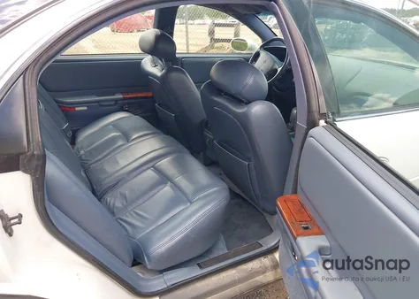 1995 Oldsmobile Aurora z USA, uszkodzony, nr VIN 1G3GR62C8S4147628